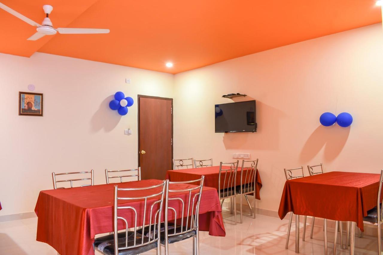 Capital O 67249 Hotel Planet Bhubaneswar Ngoại thất bức ảnh